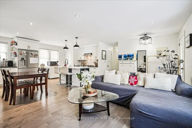 Additional image 12 of 2285 Sunnydale Dr