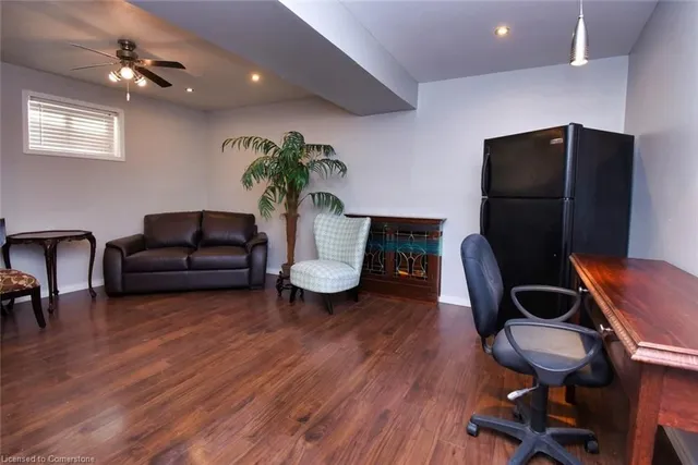 Additional image 34 of 47 Eringate Dr