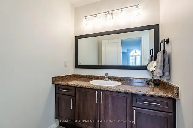 Additional image 23 of 173 Penny Lane