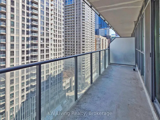 Additional image 17 of 770 Bay St Unit 1403