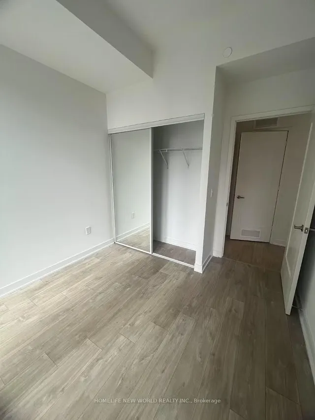 Additional image 7 of 135 Lower Sherbourne St Unit 1732 W