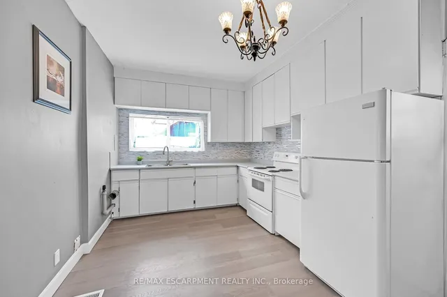 Additional image 10 of 20 Mayflower Ave