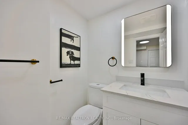 Additional image 36 of 28 Baronial Crt