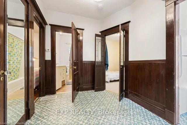 Additional image 16 of 85 Chestnut St