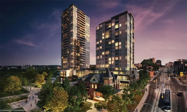 15 Wellington St Unit 2211