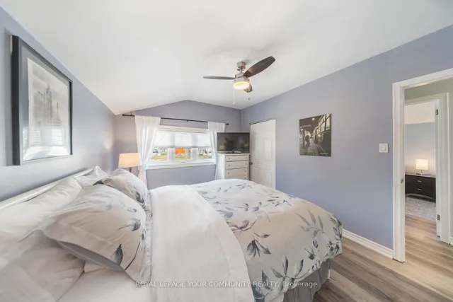 Additional image 20 of 37 Burgby Ave