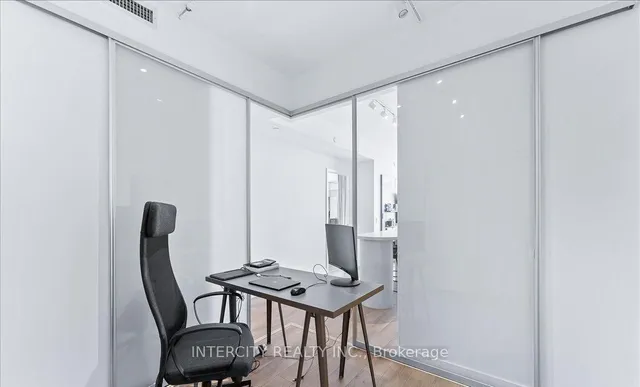 Additional image 24 of 33 Helendale Ave Unit 2407