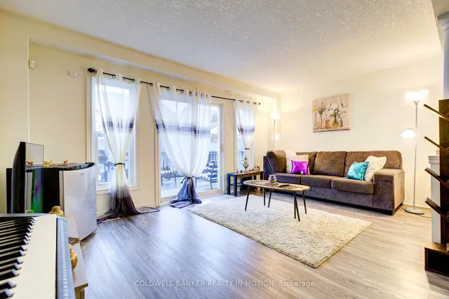 Additional image 15 of 18 Donnenwerth Dr