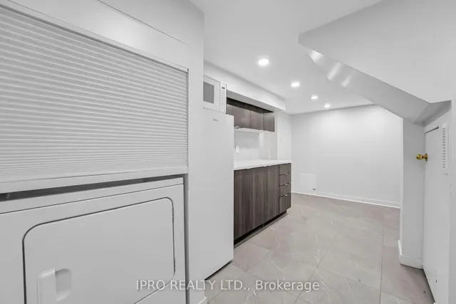 Additional image 24 of 436 Courtland Ave