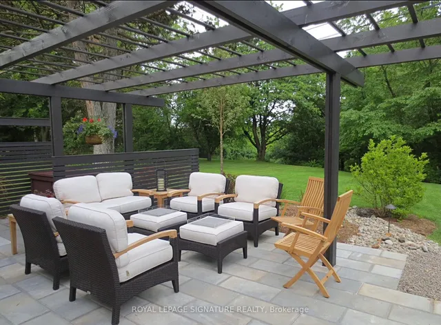 Additional image 35 of 39 Farmcote Rd