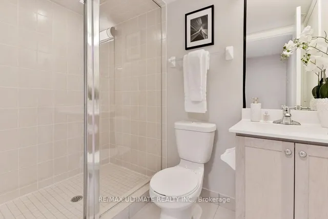 Additional image 19 of 330 Village Green Sq Unit TH 06