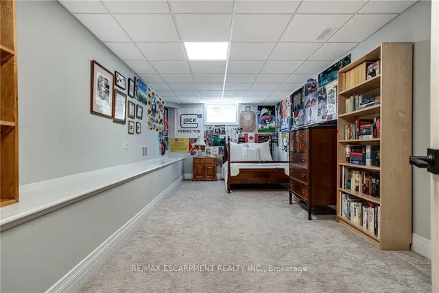 Additional image 37 of 14 Sullivan's Lane