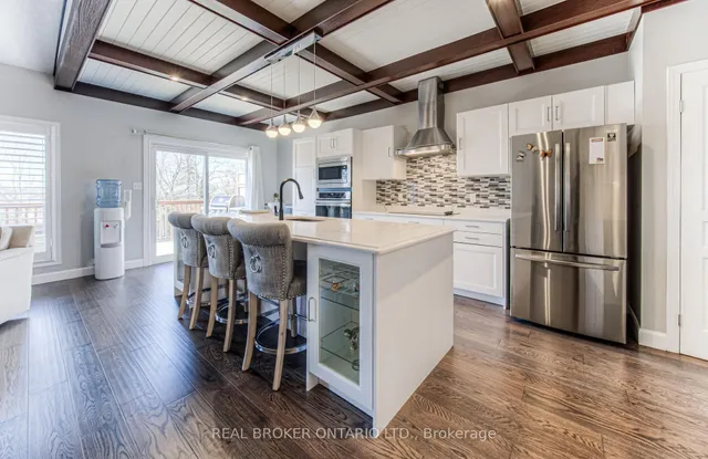 Additional image 14 of 900 Doon Village Rd Unit 4