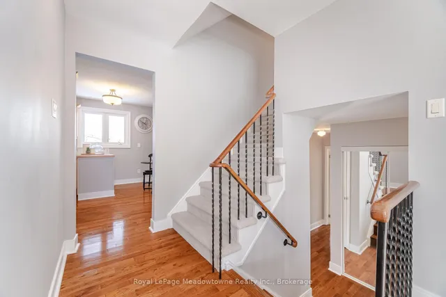 Additional image 26 of 515 Clover Park Cres