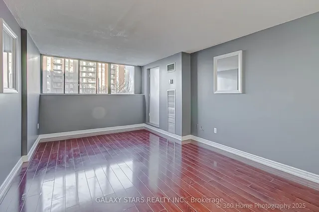 Additional image 9 of 10 Tapscott Rd Unit 304