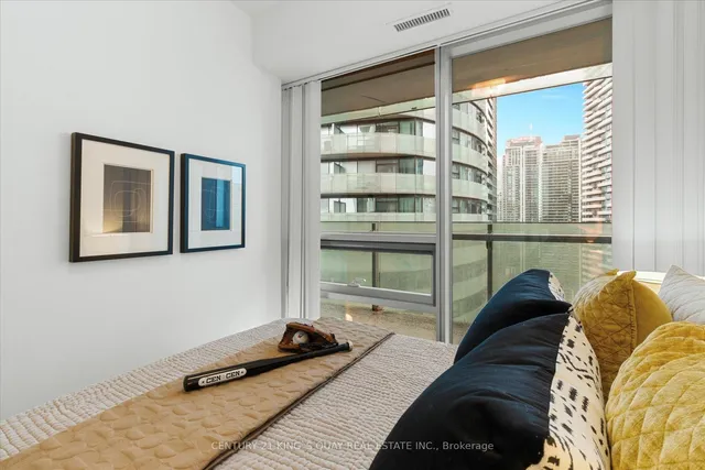 Additional image 28 of 12 York St Unit 2410