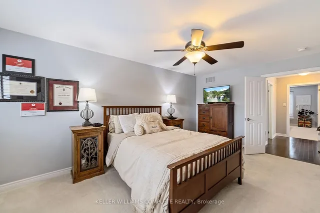 Additional image 28 of 215 Dundas St Unit 31