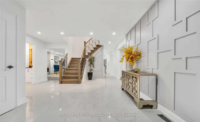 Additional image 3 of 70 Pleasant Valley Pl