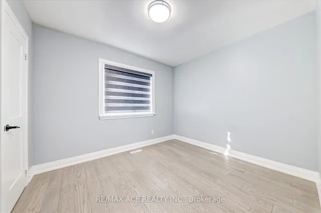 Additional image 13 of 16 Roseglor Cres