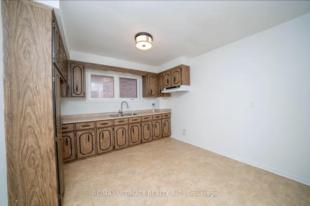 Additional image 31 of 2966 Islington Ave