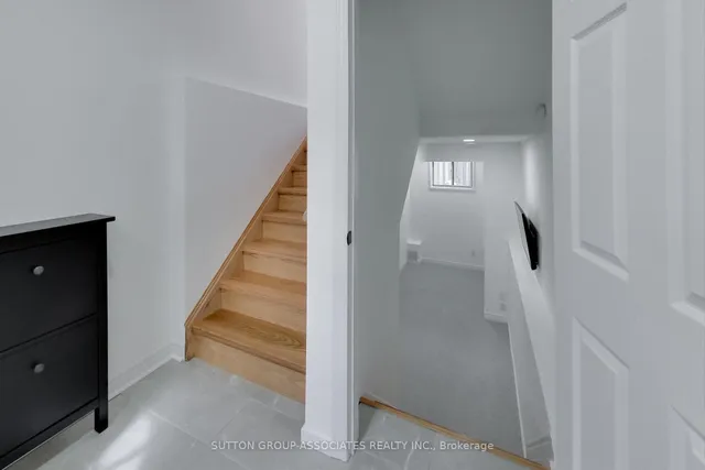 Additional image 4 of 70 Guildwood Pkwy Unit 4