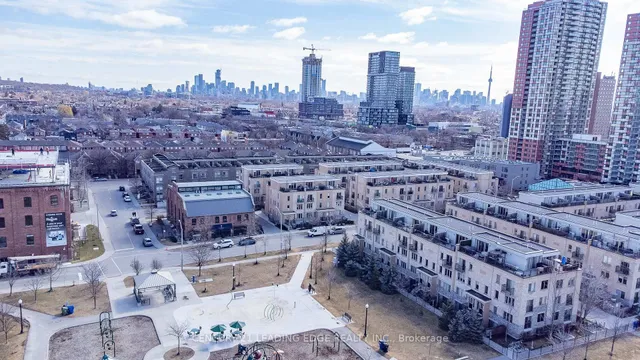 Additional image 19 of 15 Foundry Ave Unit 202