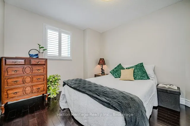 Additional image 21 of 57 Longyear Dr