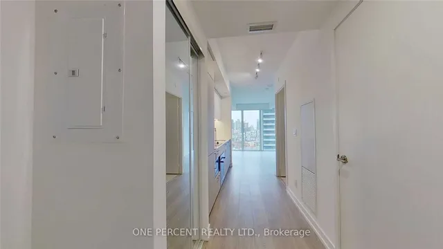 Additional image 5 of 19 Western Battery Rd Unit 2722