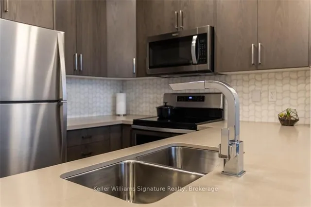 Additional image 12 of 101 Locke St Unit 207