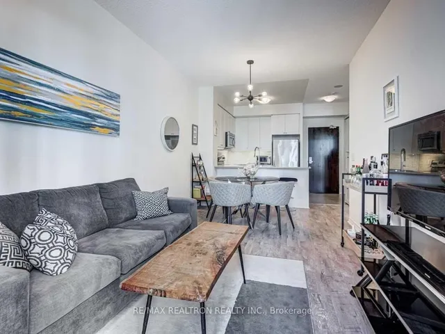 Additional image 11 of 25 Lower Simcoe St Unit 305