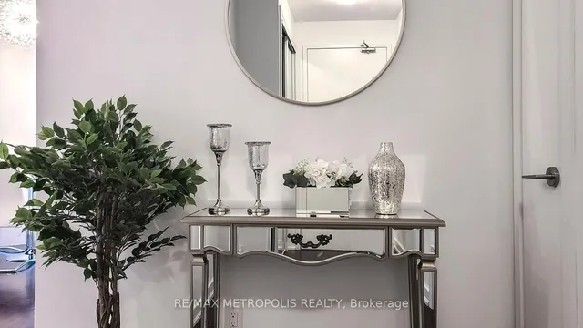 Additional image 8 of 12 York St Unit 1202