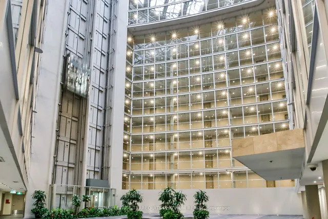 Additional image 32 of 650 Queens Quay Unit 1123