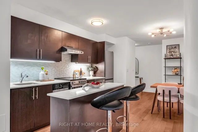 Additional image 11 of 320 Richmond St Unit 305