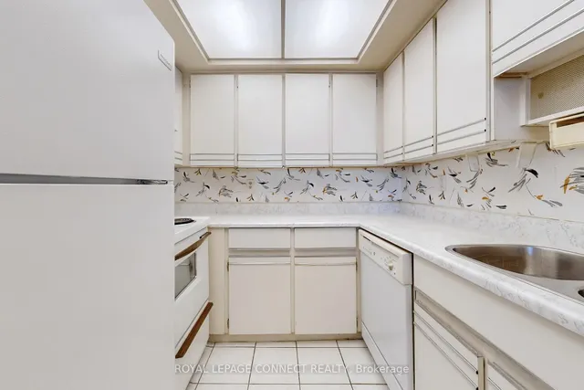 Additional image 10 of 121 Ling Rd Unit 1714