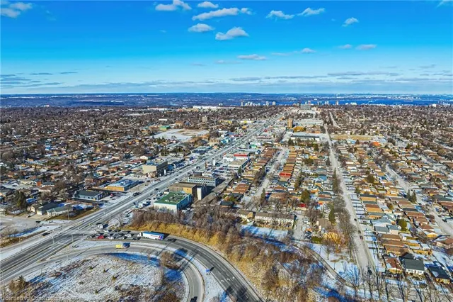 Additional image 48 of 97 Chartwell Cir