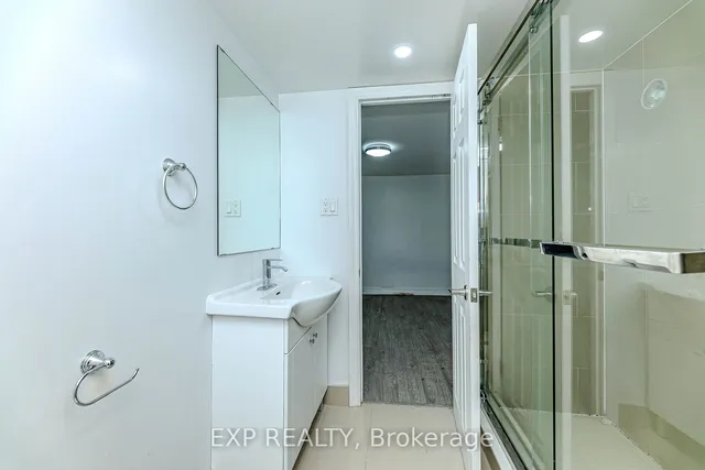 Additional image 33 of 6 Sprucewood Crt