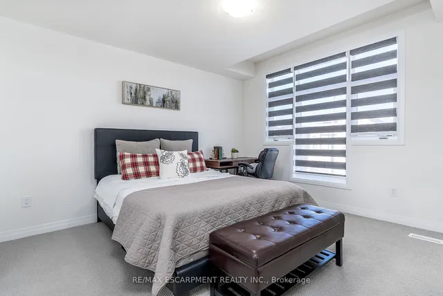 Additional image 16 of 55 Yale Dr