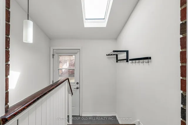 Additional image 25 of 41 Fourth St