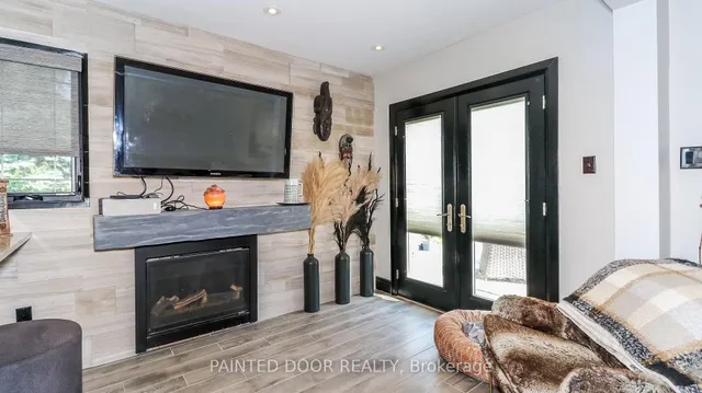 Additional image 11 of 20 Manett Cres