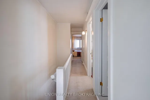 Additional image 18 of 530 Victoria Park Ave