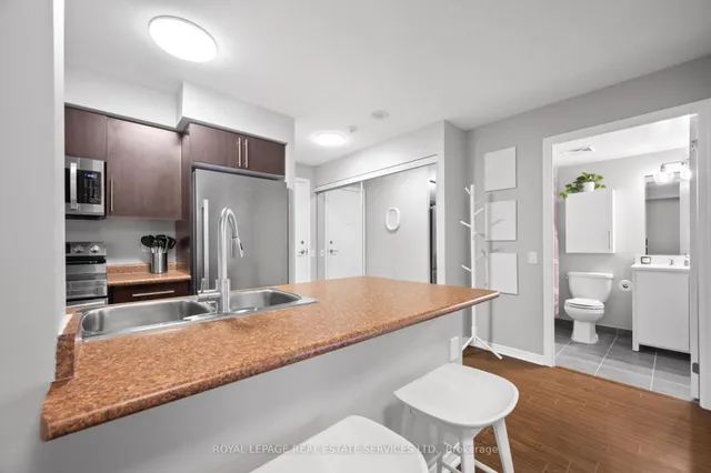 Additional image 8 of 60 Heintzman St Unit 834