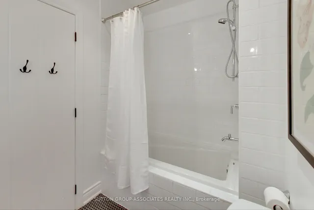 Additional image 24 of 9 Wellwood Ave