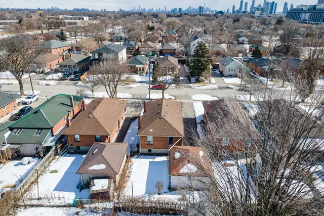 Additional image 34 of 38 Brawley Ave