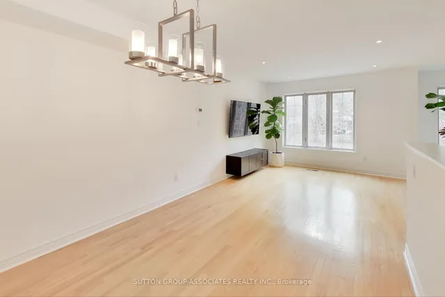 Additional image 25 of 70 Guildwood Pkwy Unit 4