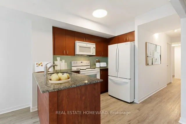 Additional image 16 of 76 Shuter St Unit 301