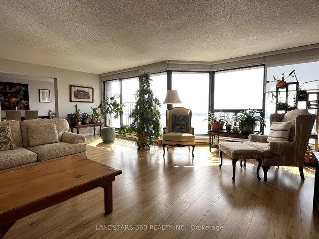 Additional image 13 of 55 Harbour Sq Unit 3311