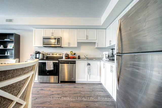 Additional image 6 of 164 Rochefort St Unit B