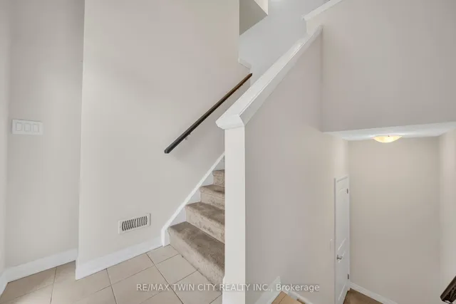 Additional image 6 of 12 Visionary Ave