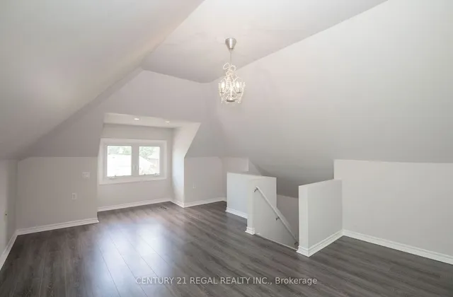 Additional image 36 of 112 Maplewood Ave