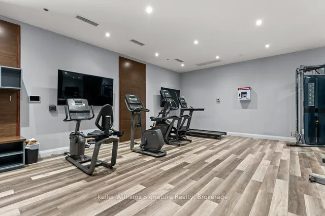 Additional image 24 of 1 Redfern Ave Unit 414